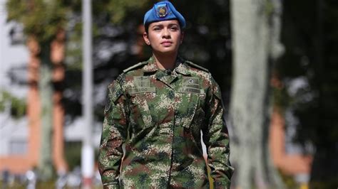 servicio militar en colombia para mujeres